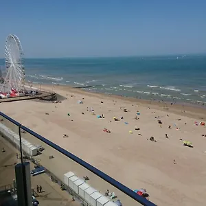 Beach Palace , Middelkerke België